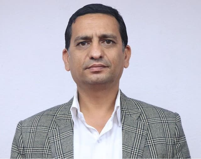 Dr. Ritu Raj Lamsal photo